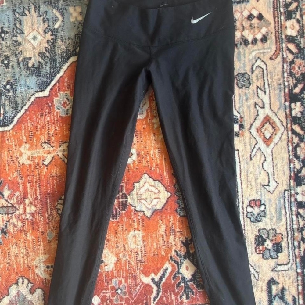 Nike black leggings